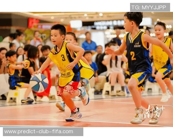 幼儿园篮球游戏的乐趣与益处探索让孩子们在运动中快乐成长 幼儿园篮球游戏的乐趣与益处探索让孩子们在运动中快乐成长